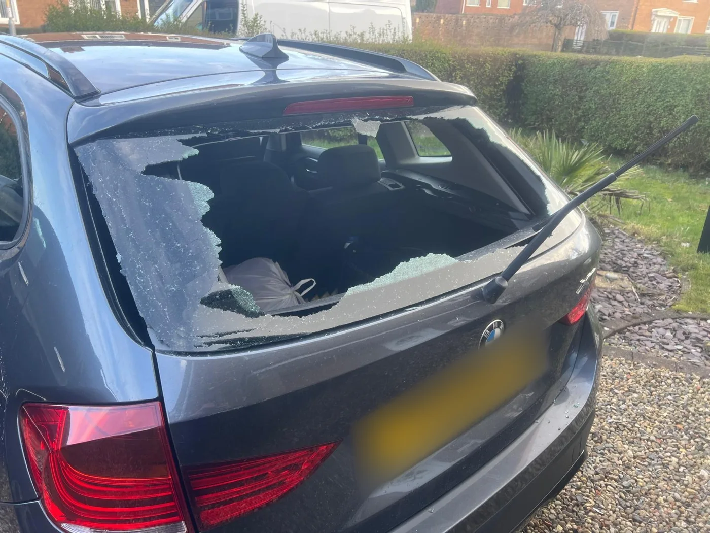 BMW X1 rear window before