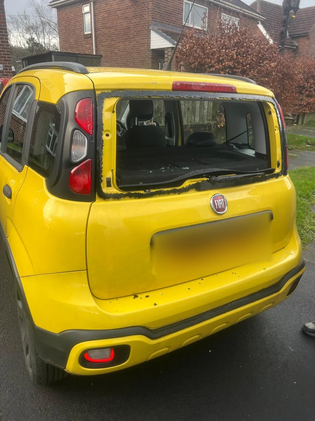 Fiat Panda rear window before